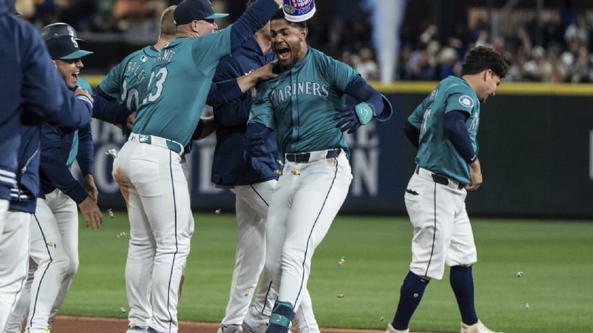 Julio Rodriguez hits walk-off RBI single in bottom of 10th, Mariners beat Red Sox 4-3