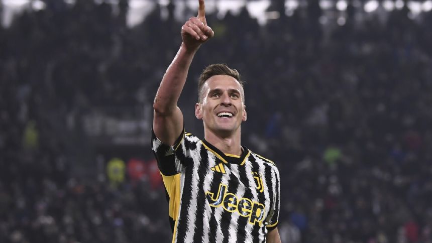 Juventus beats Frosinone 4-0 with Milik hat trick to reach Italian Cup semifinal vs. Lazio