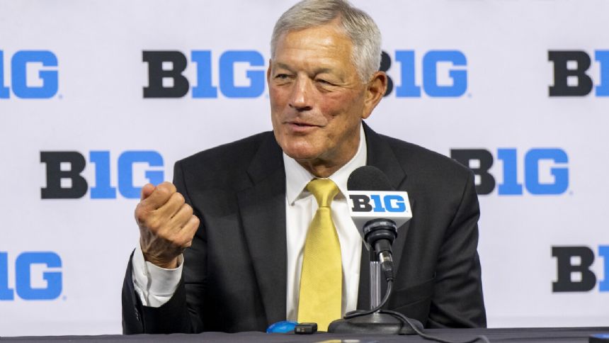 Kirk Ferentz still committed to Iowa after watching friends Bill Belichick, Nick Saban move on