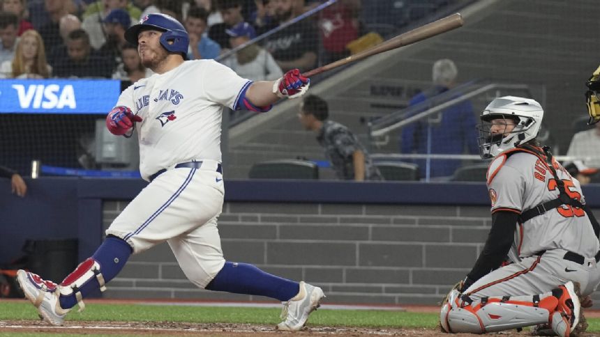 Kirk hits 3-run HR, Bassitt fans season-best 9 as Blue Jays beat Orioles 5-2