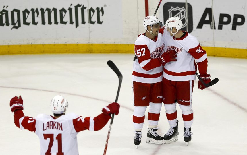 Kubalik scores in OT to give Red Wings 3-2 win over Rangers