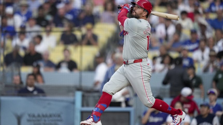 Kyle Schwarber slugs 3 homers and has 7 RBIs for Phillies against Dodgers