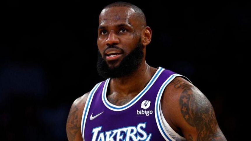 Lakers' LeBron James weighs in on Robert Sarver punishment: 'Our league definitely got this wrong'