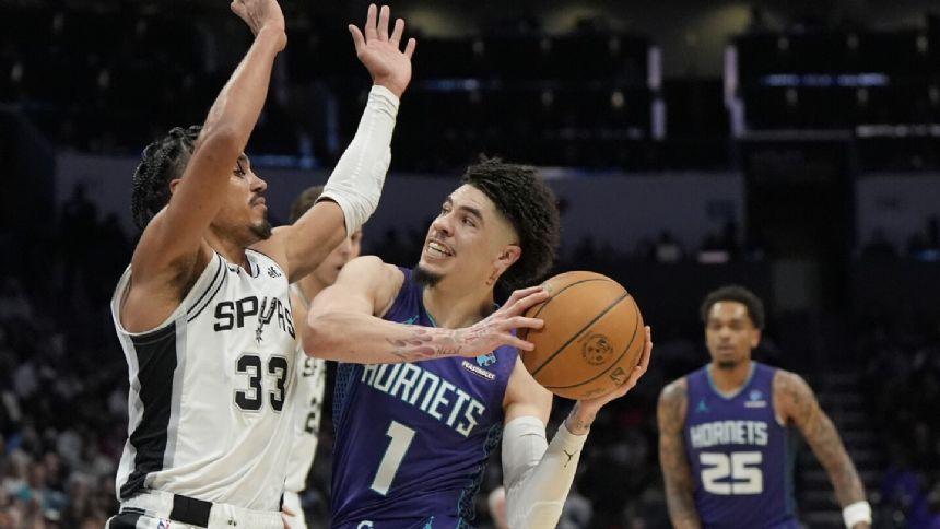 LaMelo Ball has big 4th quarter, Hornets beat Spurs 124-120 to end 6-game losing streak