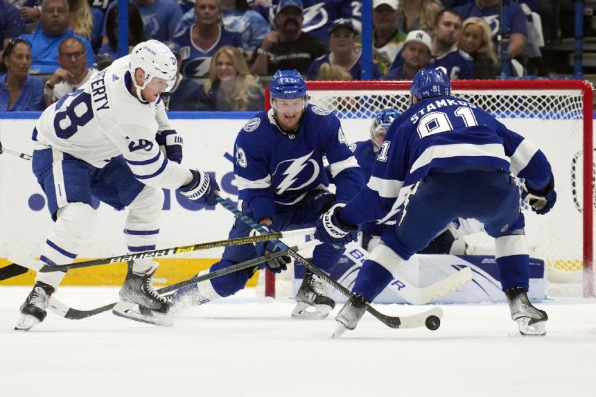 Leafs' Lafferty fined for cross-checking Lightning's Colton