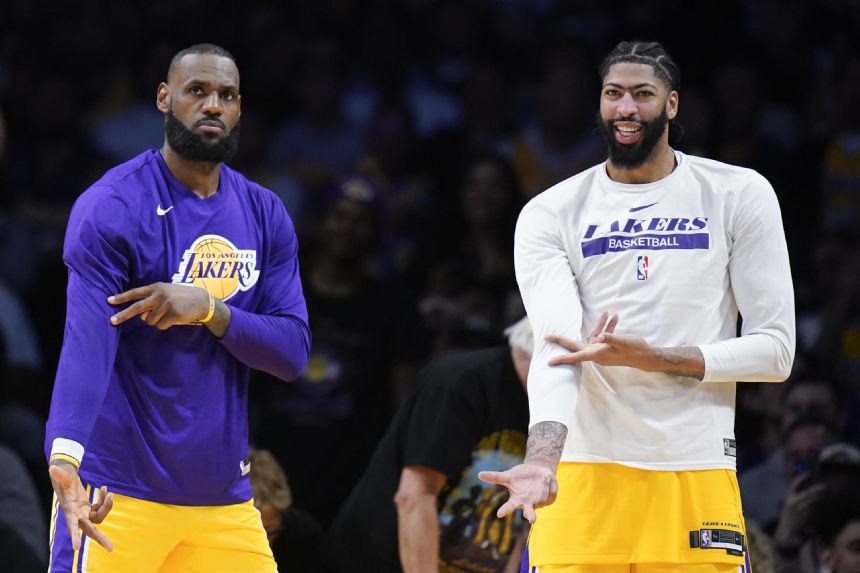 LeBron sets Lakers on playoff run with limitless possibility