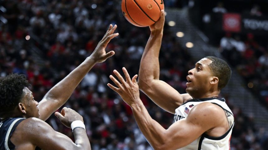 LeDee scores 16 points to lead San Diego State to 81-67 win vs. No. 17 Utah State