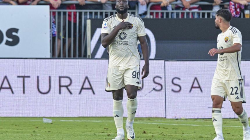 Lukaku scores 2 in Roma's 4-1 win at Cagliari. Dybala exits with an apparent injury