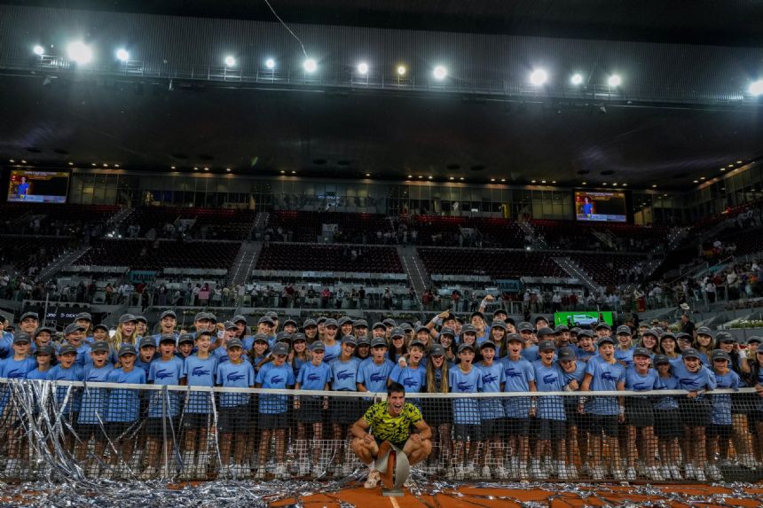 Madrid Open apologizes for silencing women's doubles finalists