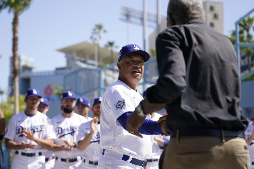 Majors celebrate 75th anniversary of Jackie Robinson's debut