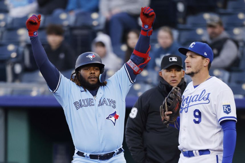 Manoah, Blue Jays blank Royals 3-0, Guerrero hits first HR