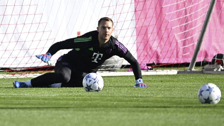 Manuel Neuer set to return for Bayern Munich 10 months after breaking his leg skiing