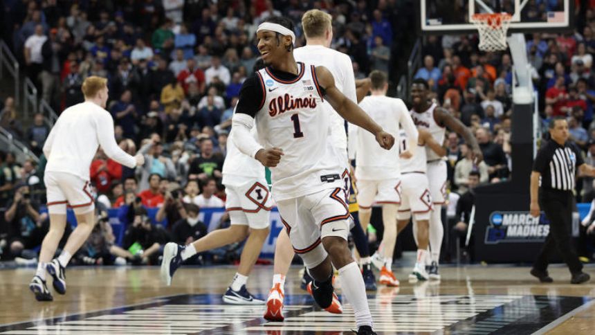 March Madness 2022: Illinois survives dramatic final minute to beat upset-minded Chattanooga