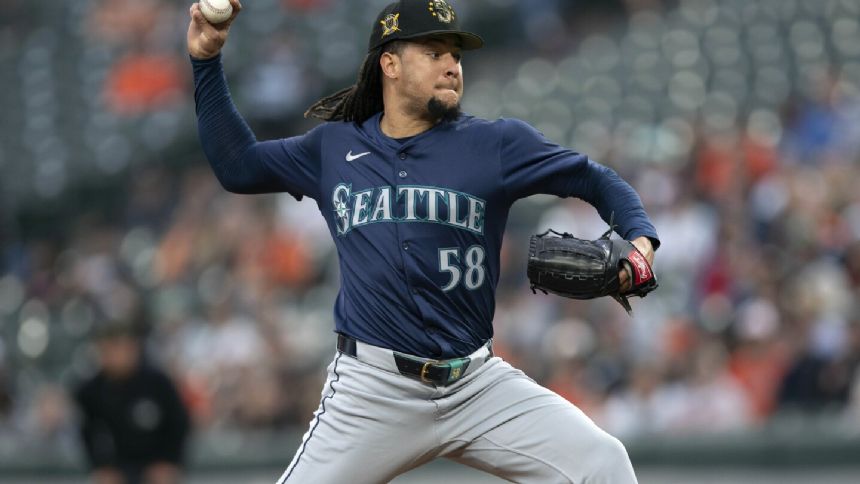 Mariners get fine start from Luis Castillo, use late charge to rally past Orioles 4-3