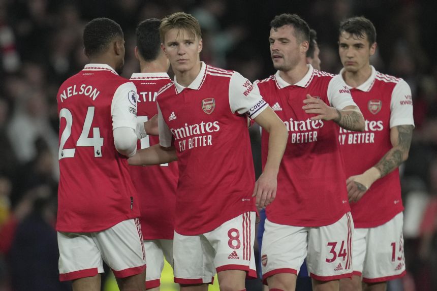 MATCHDAY: Arsenal goes to Newcastle to remain a contender