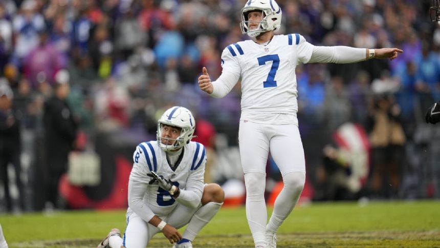 Matt Gay kicks 4 FGs over 50 yards, including OT winner, as Colts