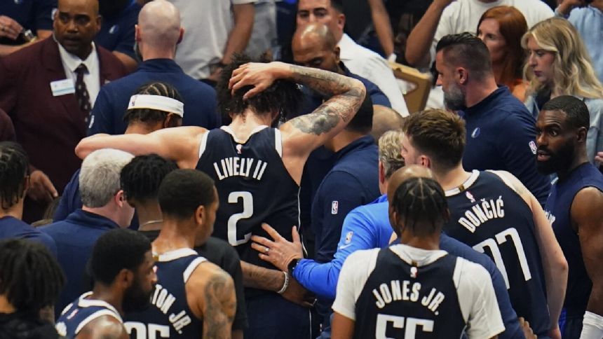 Mavs rookie center Dereck Lively II leaves Game 3 of West finals after taking knee to head