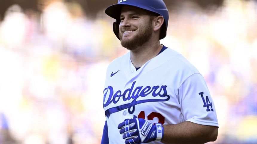 Max Muncy blasts two home runs, helps Dodgers rally past Reds 3-2 ...