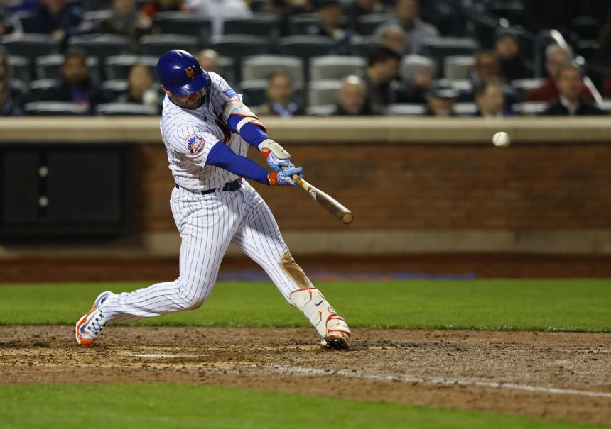 McNeil's triple helps Mets recover to beat Nationals 9-8