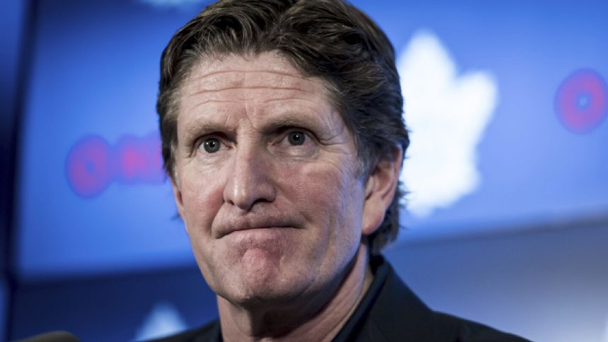 Mike Babcock resigns as Blue Jackets coach amid investigation involving players' photos