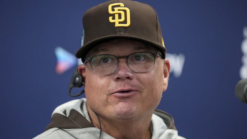 Mike Shildt speaks fondly of his old team, the Cardinals, and his new team, the Padres