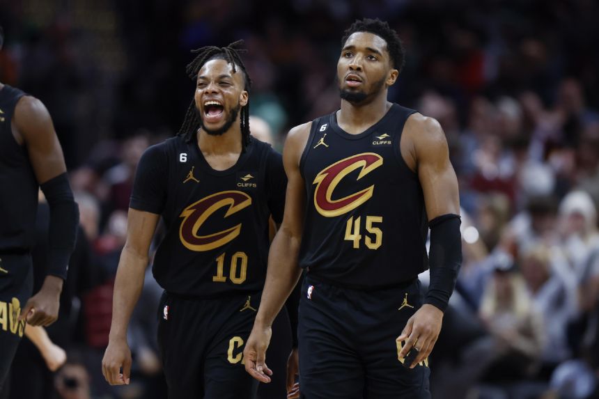 Mitchell scores 40, Cavs sent Celtics to another OT loss