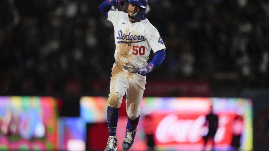 Mookie Betts hits major league-leading fifth home run, leads Dodgers to 5-4 victory over Giants