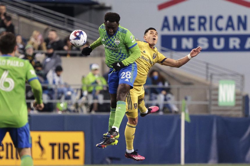 Morris, Frei propel Sounders to 2-0 win over Real Salt Lake