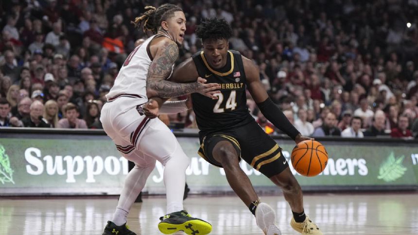 Murray-Boyles, No. 15 South Carolina pull away in second half for 75-60 victory over Vanderbilt