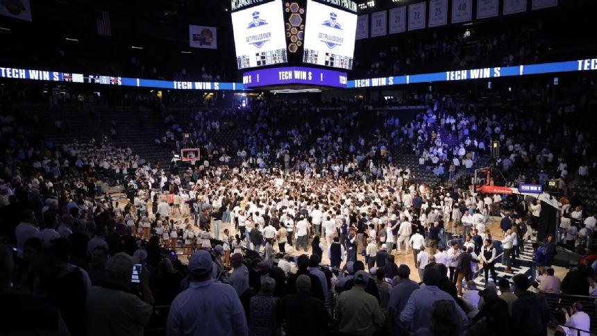 Naithan George's late layup lifts Georgia Tech over No. 3 North Carolina 74-73