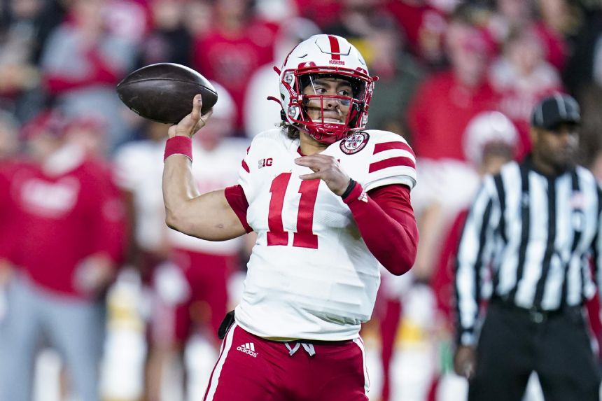 Nebraska starting QB Casey Thompson enters transfer portal