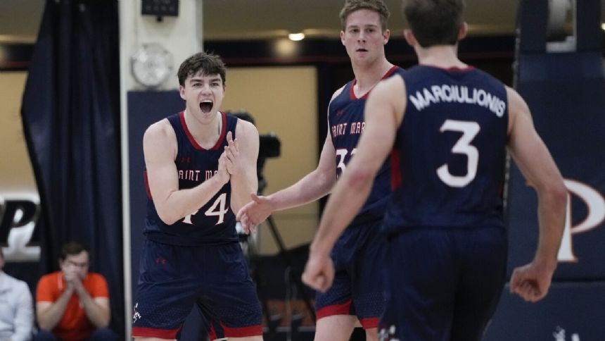 No. 17 Saint Mary's wins WCC regular-season title, beating Pepperdine for 16th straight victory