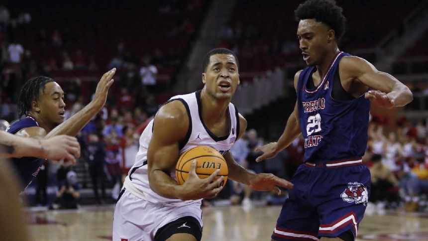 No. 19 San Diego State routs Fresno State 73-41 behind Jaedon LeDee's 22 points and 11 rebounds