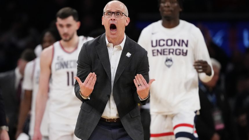 No 2 UConn Opens Big East Tournament Play with 87-60 Rout of Xavier