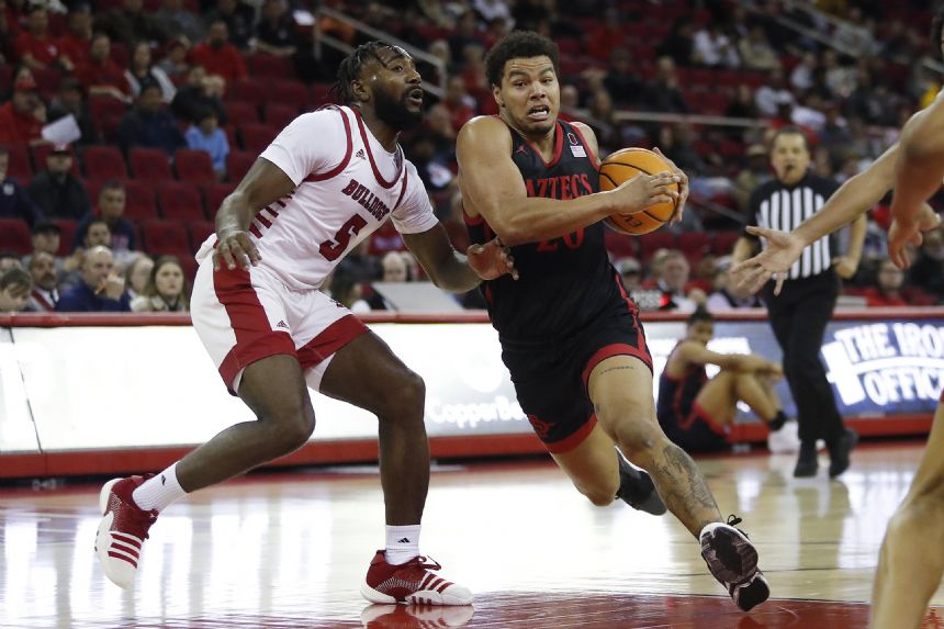 No. 21 San Diego State gets by Fresno State 45-43