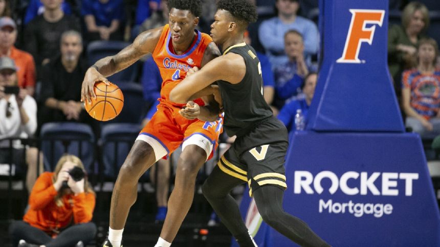 No. 24 Florida bounces back from overtime loss to No. 13 Alabama with 77-64 rout of Vanderbilt