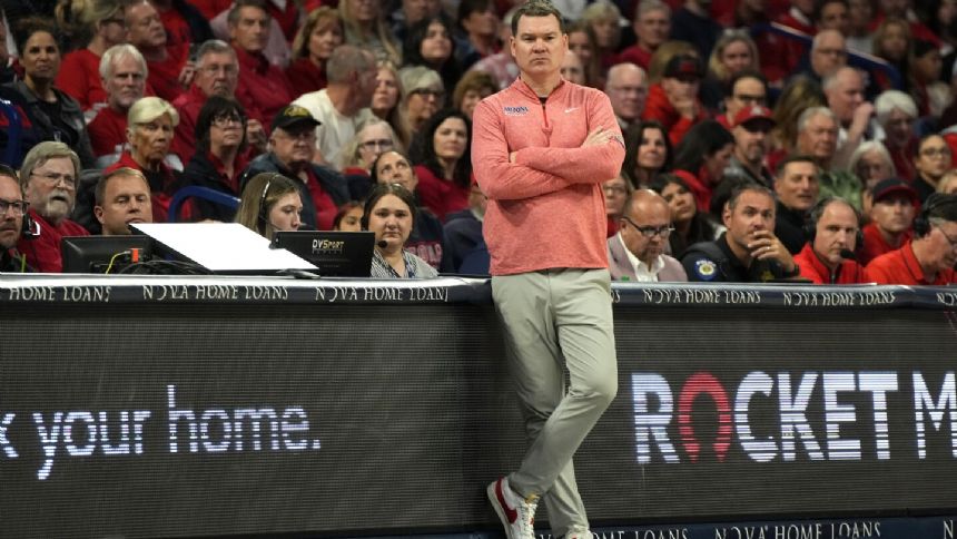 No. 4 Arizona extends coach Tommy Lloyd's contract 5 years through 2029