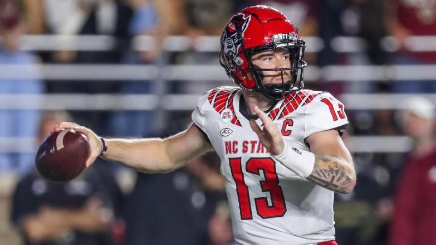 North Carolina State vs. East Carolina odds: 2022 college football picks, predictions by model on 45-32 run