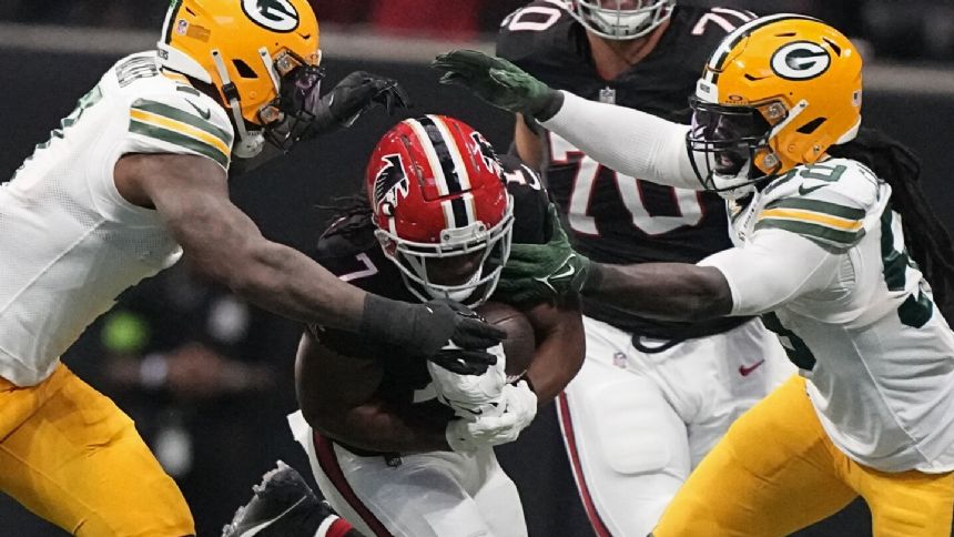 Packers LB Quay Walker clears concussion protocol, expected to play Sunday  at Atlanta - WTOP News