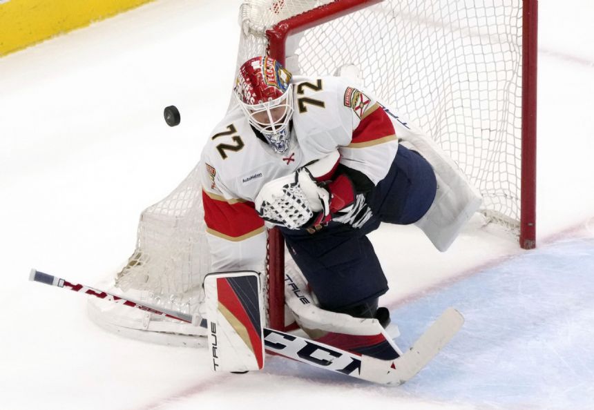 Panthers 2-up versus Maple Leafs, series shifts to Florida