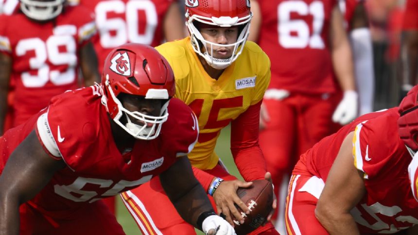 Patrick Mahomes and Chiefs' offense face new challenge: keeping up with higher-ranked defense