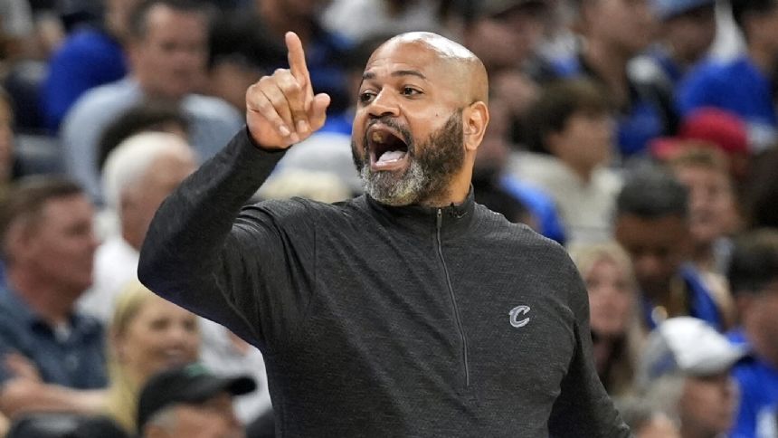 Pistons and coach J.B. Bickerstaff agree on 4-year contract with team option for 5th, AP source says