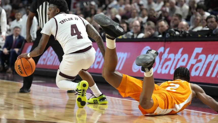 Radford and Taylor combine for 52 points as Texas A&M gets 85-69 win over No. 6 Tennessee