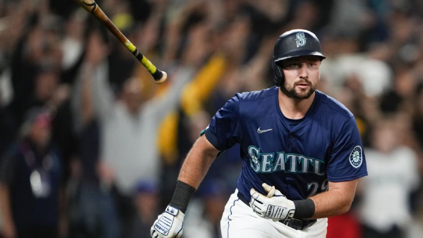 Raleigh hits walk-off grand slam as Mariners rally late to beat White Sox 8-4