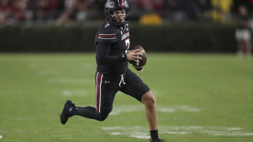Rattler, Legette keep South Carolina bowl hopes alive with 17-14 win over Kentucky
