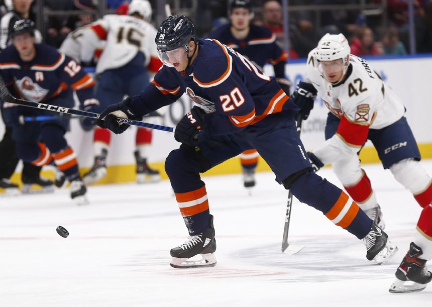 Raty scores in NHL debut, leads Islanders past Panthers 5-1