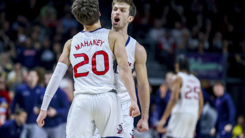 Saint Mary's gets a March Madness cold shoulder playing in hometown of rival