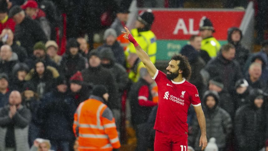 Salah scores 2 as Liverpool beats Newcastle to open up 3-point lead in EPL