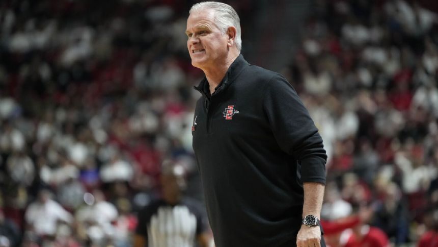 San Diego State's Brian Dutcher signs contract extension through 2027-28 season