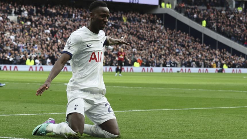 Sarr scores but then goes off with injury in Tottenham's 3-1 win over Bournemouth in Premier League